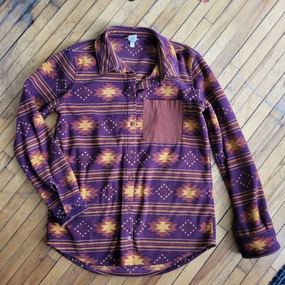 Duluth Trading Co Purple, Maroon, and Gold Patterned Fleece Shirt